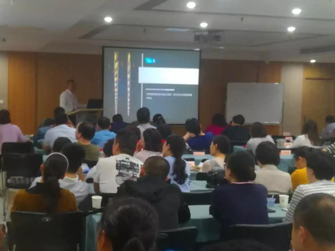 【勵志前行，共贏未來】速航四月科室會活動報導(dǎo)！